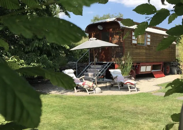 Familienurlaub Im Zirkuswagen *